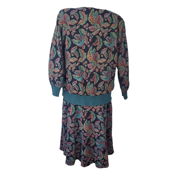 Vintage 80s 3 piece skirt suit with botanical tapestry print - Picture 3 of 16